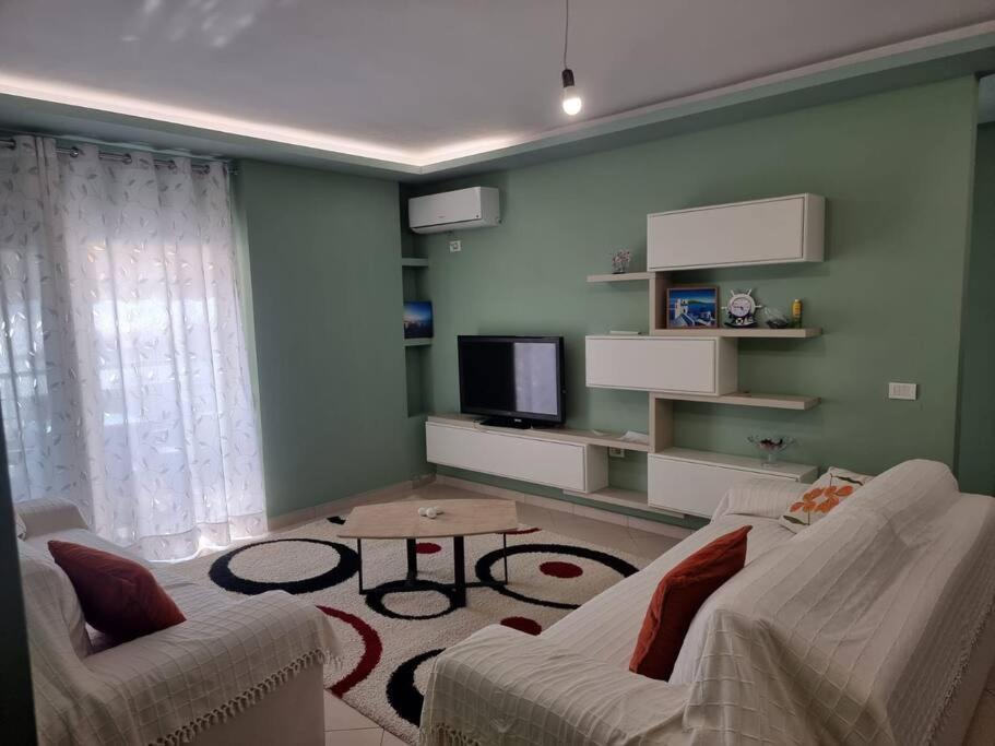 Two Suns Apartament Sarandë Exterior foto
