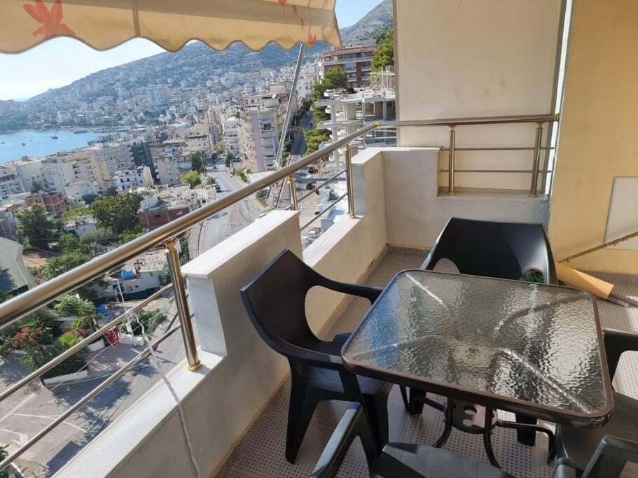 Two Suns Apartament Sarandë Exterior foto